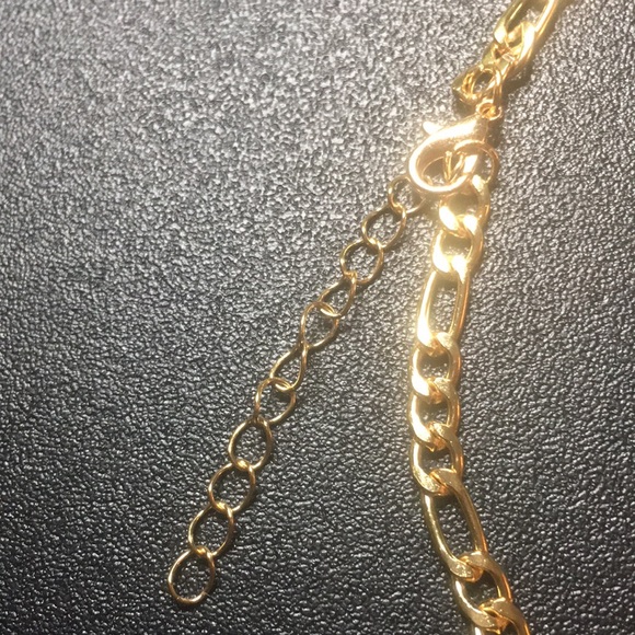 Gold Tone Chain Link Anklet - Picture 2 of 5